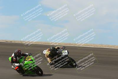 media/Oct-30-2022-CVMA (Sun) [[fb421c3cec]]/Race 6 500 Supersport-350 Supersport/